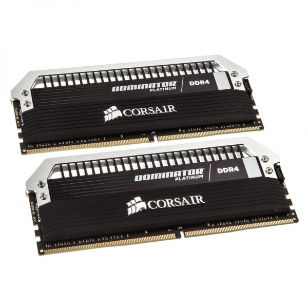 Corsair Dominator Platinum Series DDR4-3200, CL16 - 16 GB Kit