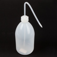 View Alternative product EK Water Blocks Filling Bottle (1000mL)