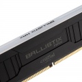 G. Skill Trident Z, DDR4-3200, CL16 - 32 GB dual kit, black / white